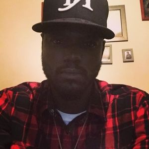 Meet your Posher, Tino